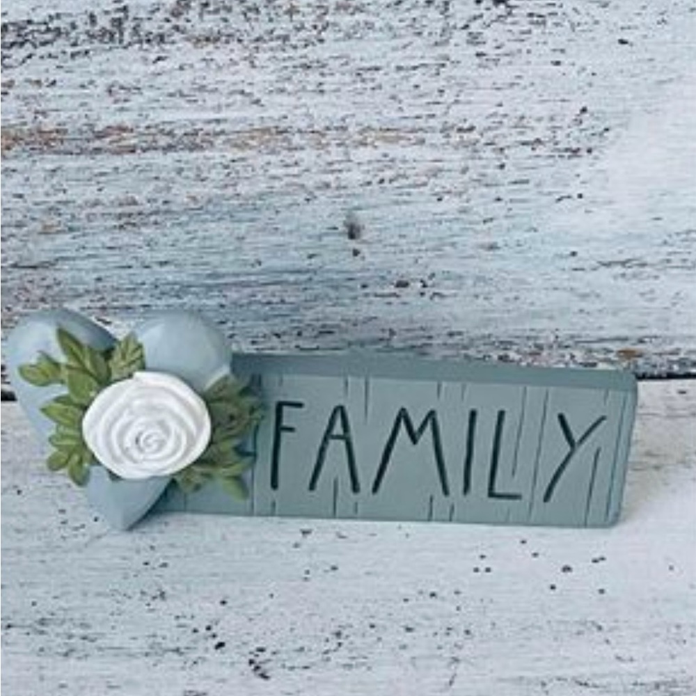 *Resin Family Block with Heart & Rose Mini